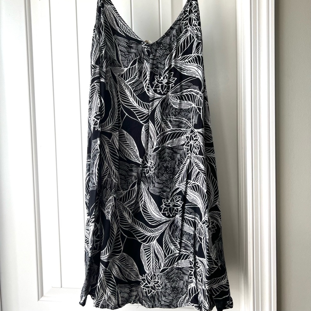 Roxy Mini Dress Swim Beach Cover Black and White Floral